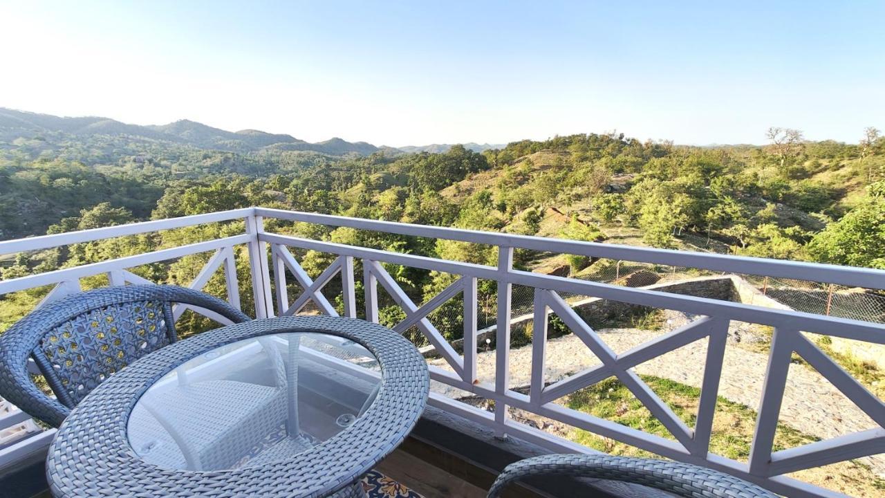 The Sky Imperial Pavoreal Jungle Resort Kumbhalgarh Ngoại thất bức ảnh