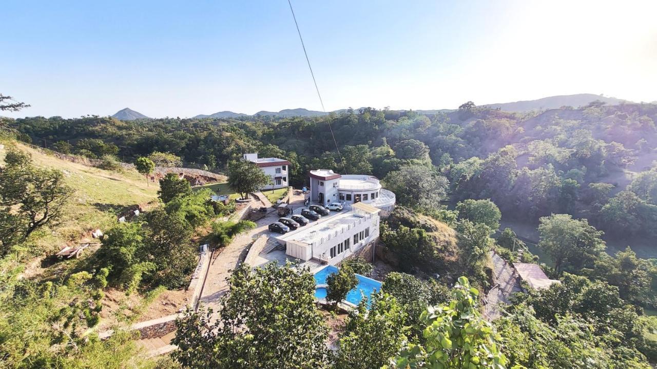 The Sky Imperial Pavoreal Jungle Resort Kumbhalgarh Ngoại thất bức ảnh