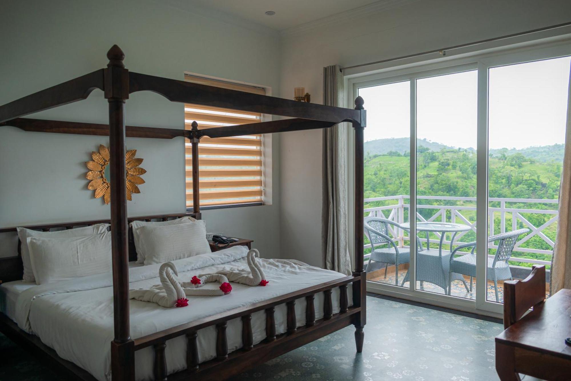 The Sky Imperial Pavoreal Jungle Resort Kumbhalgarh Ngoại thất bức ảnh