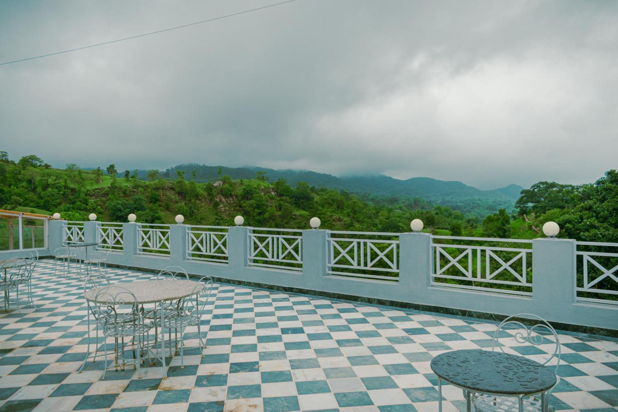 The Sky Imperial Pavoreal Jungle Resort Kumbhalgarh Ngoại thất bức ảnh